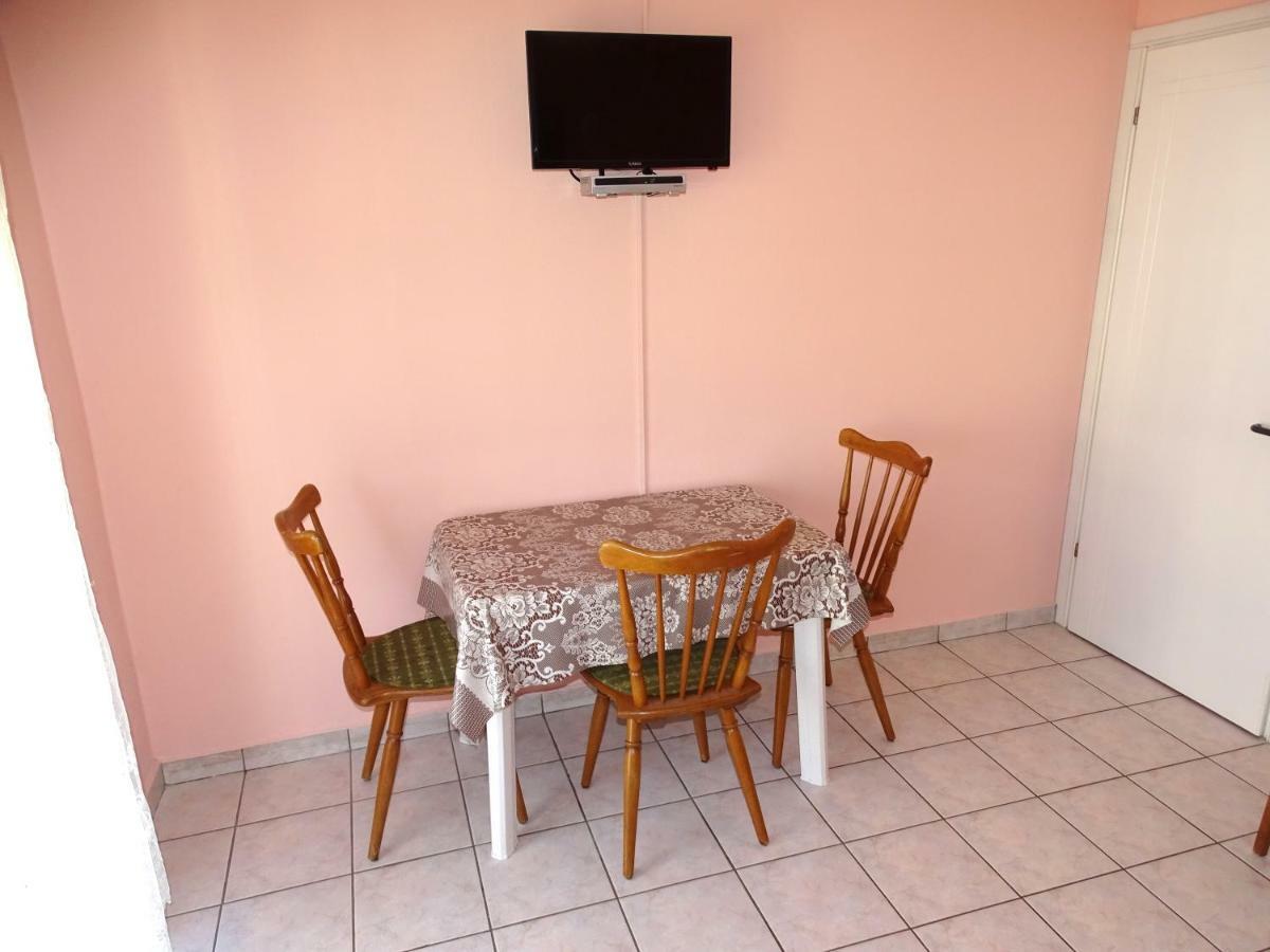Socrates Apartments Olympiakí Aktí エクステリア 写真